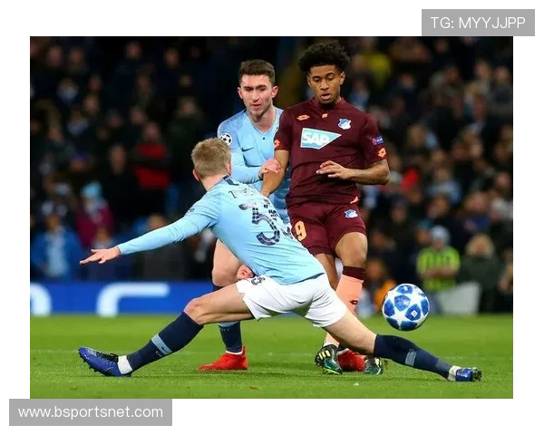 德甲鲁尔区足球球队分布及其竞技水平综述